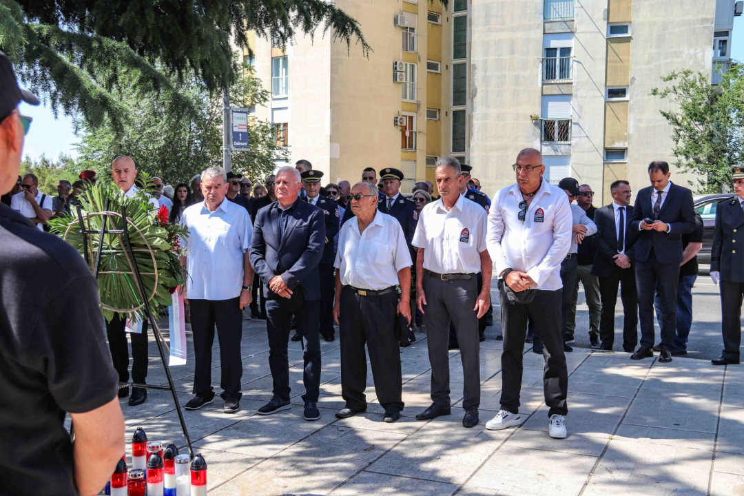 Položeni vijenci na Baldekinu povodom 34. obljetnice osnutka slavne 113. brigade HV