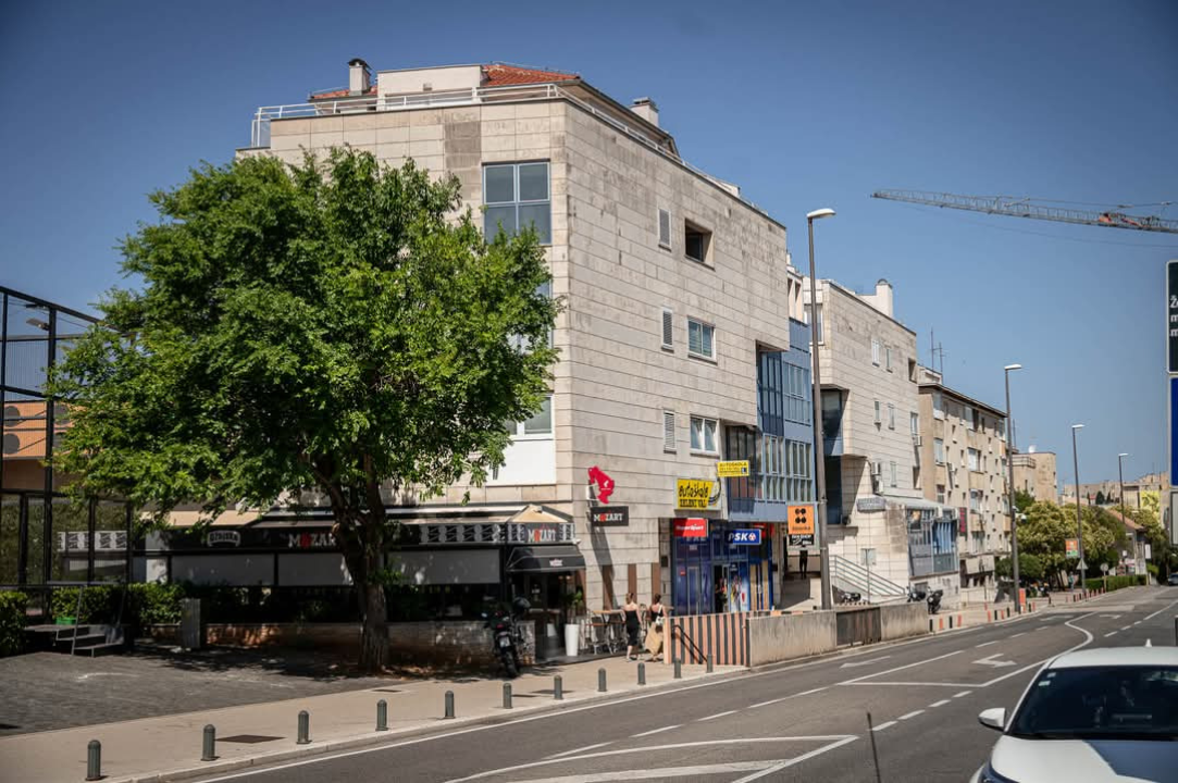 Baldekin 1 – Srce urbanog Šibenika