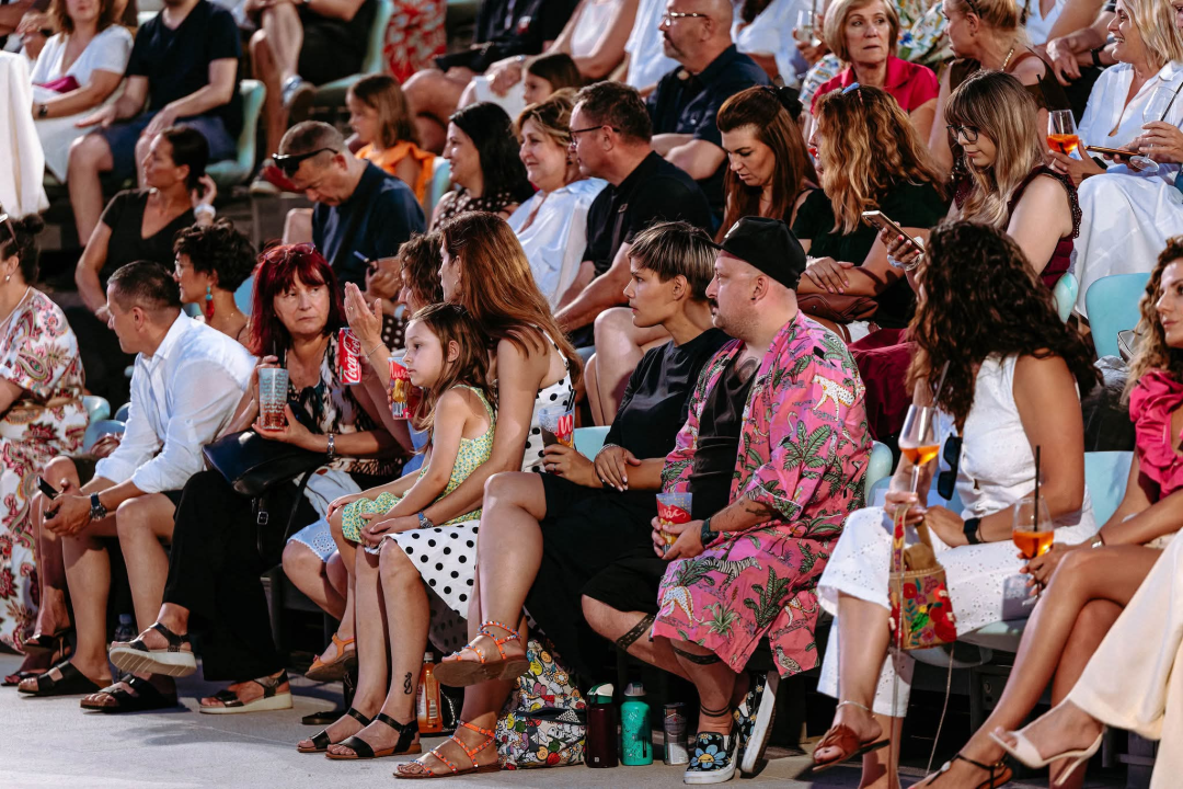 Večer za pamćenje: Matija Cvek & The Funkensteins rasplesali publiku na Tvrđavi sv. Mihovila