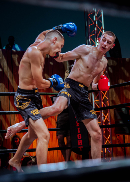 FOTO 'Golden Fight 9': Makelja zadržala titulu protiv jake protivnice, Šibenčani obranili tvrđavu