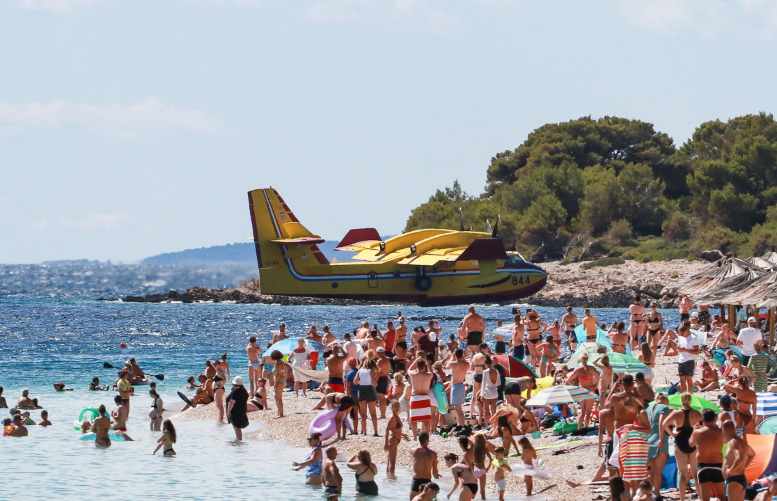 Gašenje požara kod Primoštena pokazalo svu moć zračnih snaga