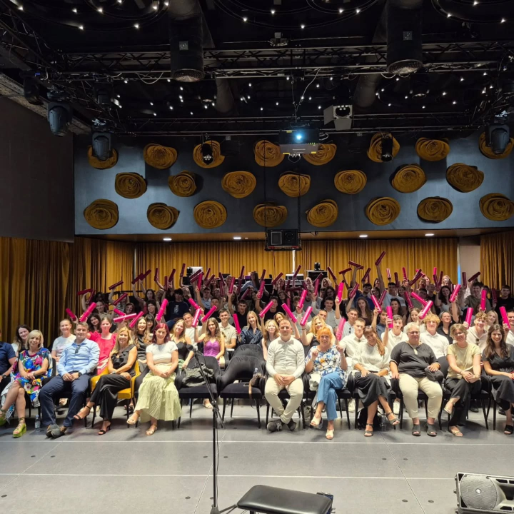 Maturantima šibenske gimnazije dodijeljene svjedodžbe i potvrde o položenoj maturi