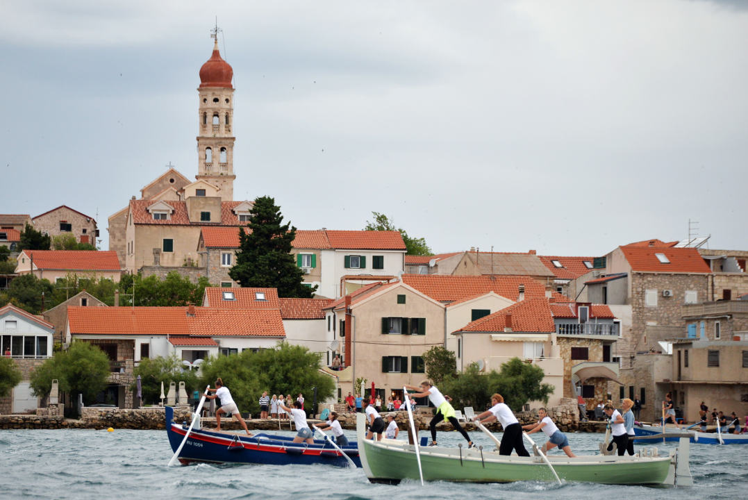 Održana ženska veslačka regata u Betini: Pogledajte koje su ekipe bile najbolje