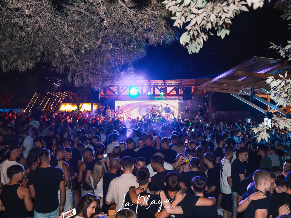 FOTO Glazbeni spektakl ljeta u Vodicama: Severina po prvi put u La Playi!