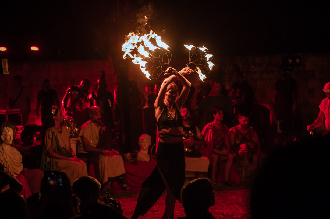 FOTO Spektakularne Burnumske ide spojile povijesti, umjetnosti i glazbe pod zvjezdanim nebom