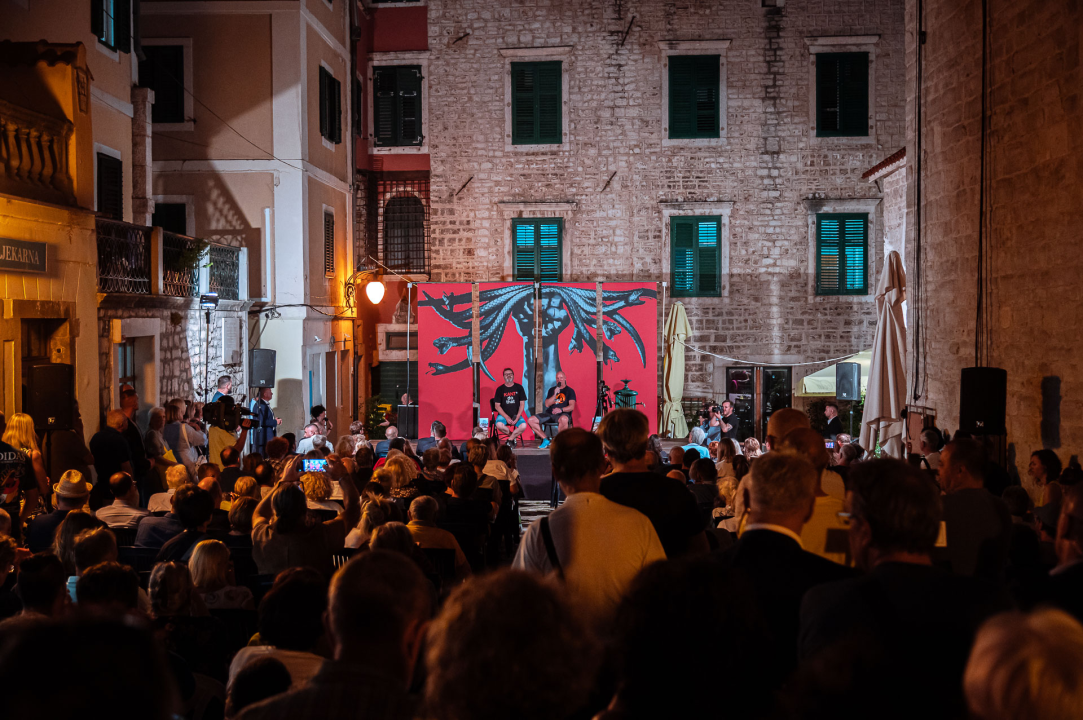 Uz dolazak predsjednika Milanovića i pojačane mjere osiguranja započeo drugi dan FALIŠ-a