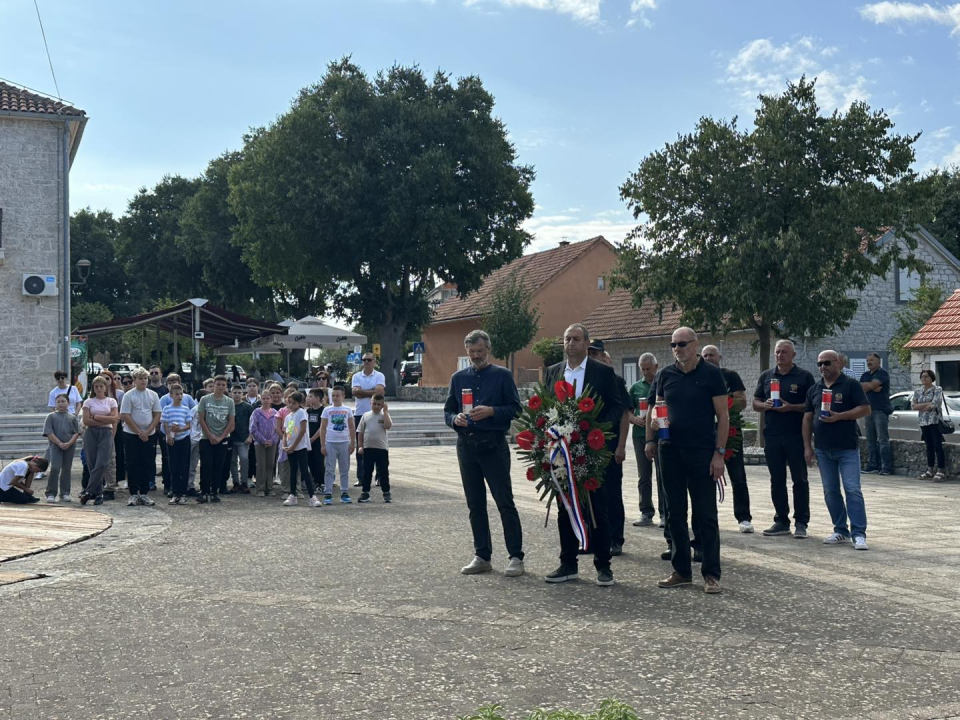 U Puljanima i Oklaju odana počast prvim žrtvama na drniškom području 