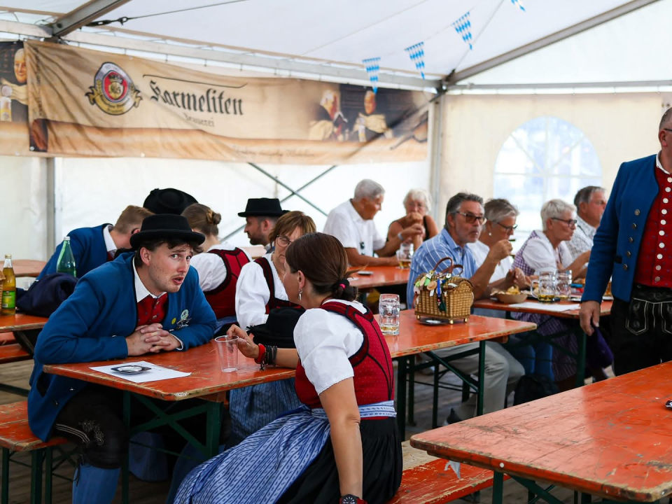 Zadnji dan Festivala bavarskog piva u Vodicama: Večeras koncerti Cambija i Đanija Stipaničeva