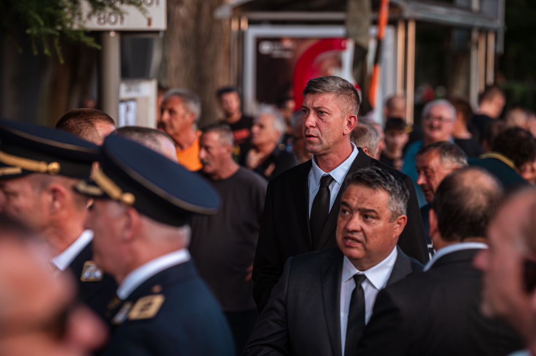 Polaganjem vijenaca, komemoracijom, mimohodom i bakljadom obilježen 34. spomendan Rujanskog rata