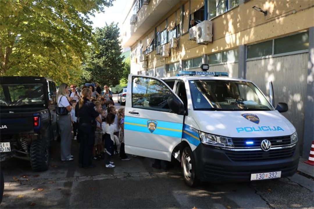 'Dani otvorenih vrata': Predškolci diljem županije uz Tigra upoznavali 'policijske tajne'