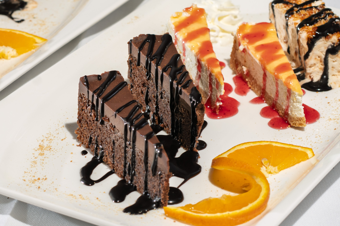 FOTO Petkom se u Konobi Oli uživa u dalmatinskoj spizi, pjesmi i odličnoj atmosferi!