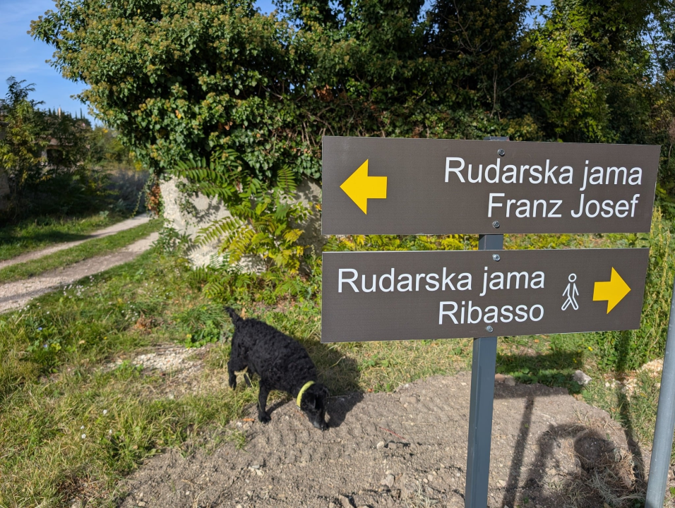 Očuvanje rudarske i povijesne baštine: Uređen plato ispred ulaza u rudnik ugljena u Siveriću