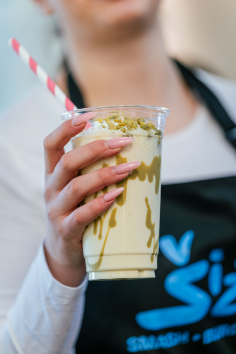 FOTO ŠIZZ je novi gastro 'hotspot' koji će osvojiti sve ljubitelje vrhunskih smash burgera!