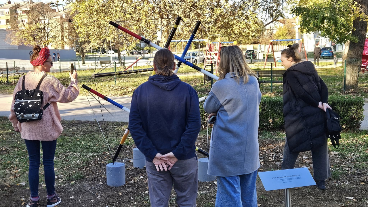 Knin dobio prvu umjetničku instalaciju, djelo umjetnika Milana Zoričića