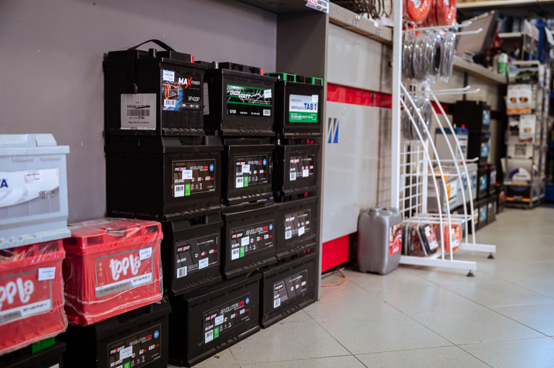 20 godina kvalitete, stručnosti i povjerenja: Najveći izbor akumulatora i guma u županiji pronaći ćete u Auto-Timu!