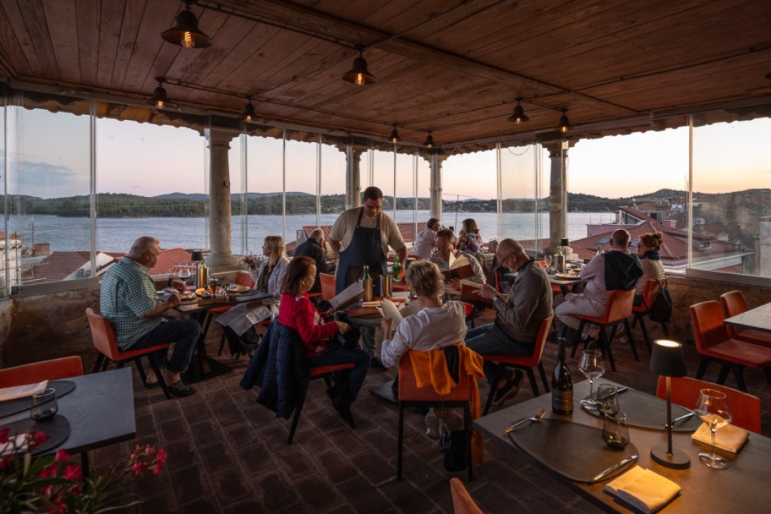 FOTO Organizirajte svoj intimni blagdanski domjenak na najposebnijem mjestu u gradu!