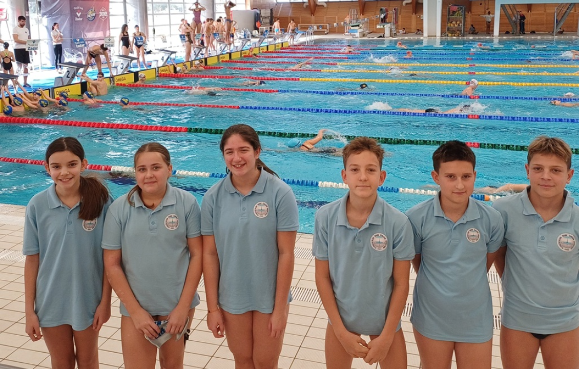 FOTO Plivačima Mora osam medalja u Zadru, Mate Džepina i Mislav Badurina opet izvrsni