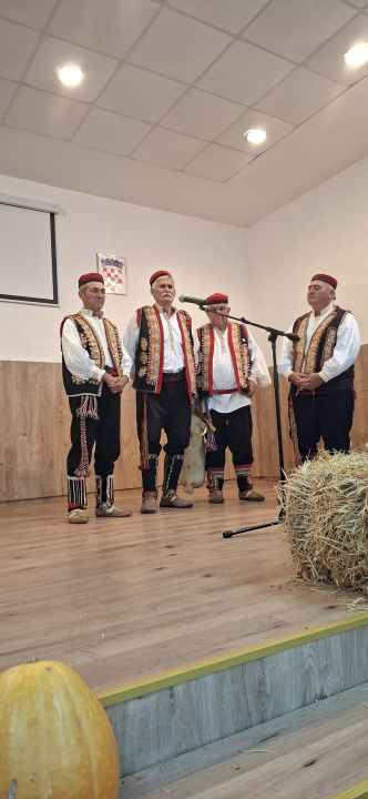 'Dinarsko silo' u Kijevu okupilo čuvare baštine, plesova i običaja 