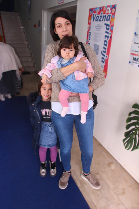 FOTO Zadnjih mjeseci u Vodicama rođeno 30 djece, njih i njihove roditelje primio je gradonačelnik