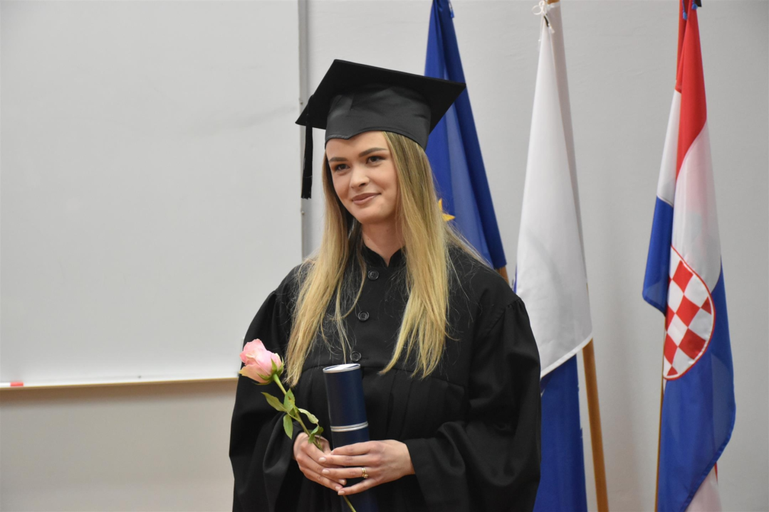 Promocija 76 prvostupnika i dodjela Dekanovih nagrada održana šibenskom Veleučilištu