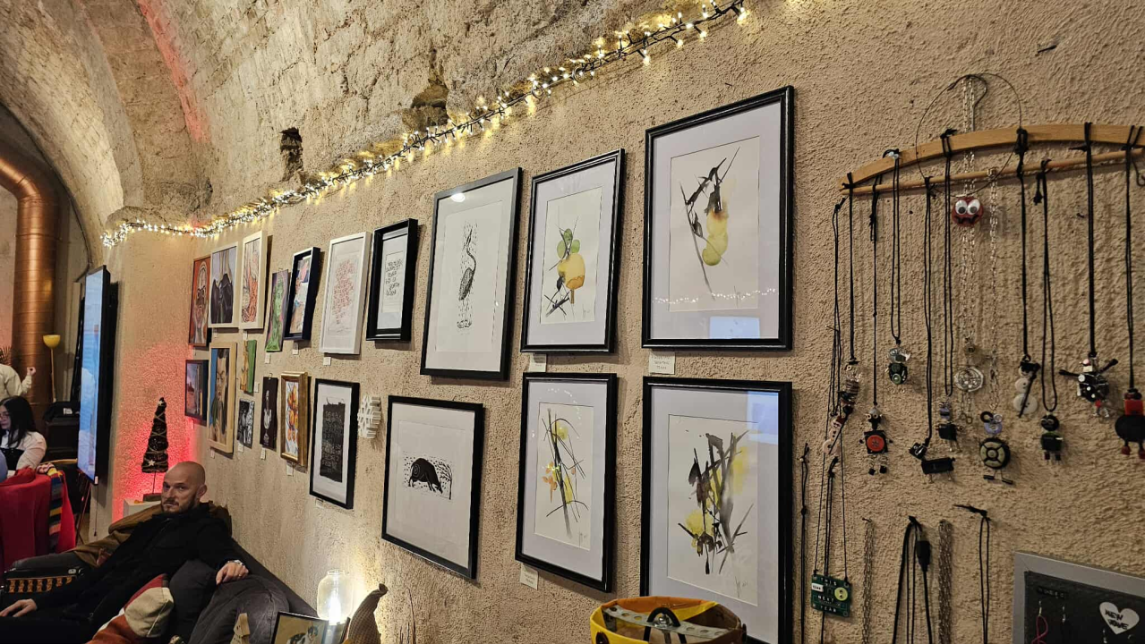 Otvoren Božićni tinel