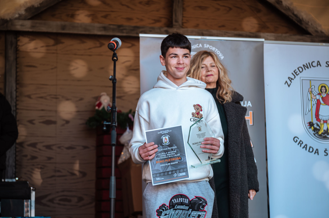 FOTO Sportski laureati Šibenika u 2025-oj: Roko Zorić, Kiara Radnić, Stipe Bralić, košarkašice i vaterpolisti