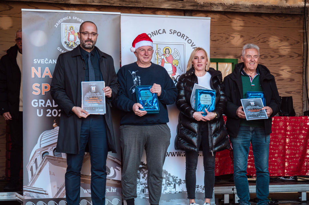 FOTO Sportski laureati Šibenika u 2025-oj: Roko Zorić, Kiara Radnić, Stipe Bralić, košarkašice i vaterpolisti