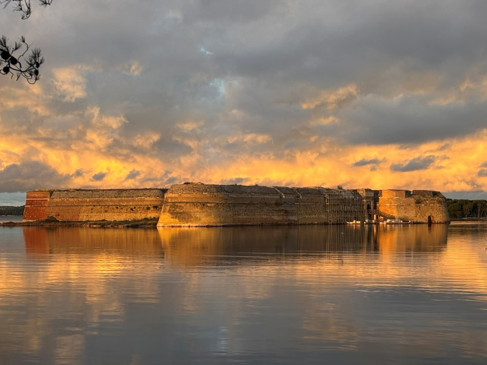 Sv. Nikola u novu godinu ulazi s radovima na zidinama: Sanira se plašt, autentičnost se brižno čuva