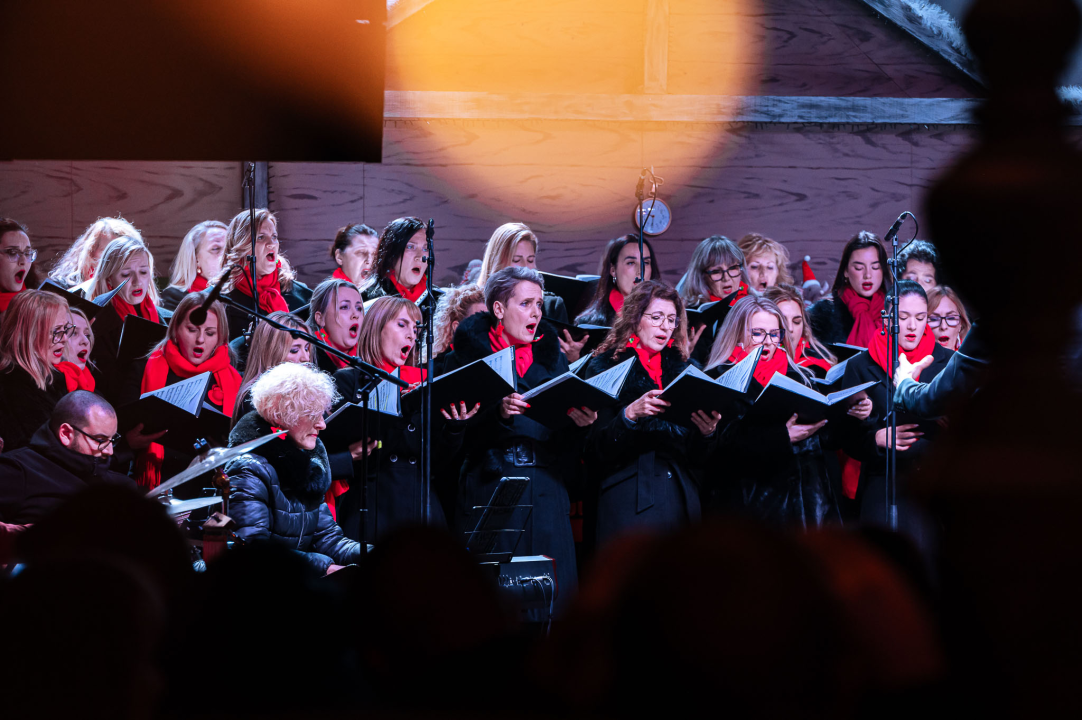 FOTO Kolo u đardinu održalo još jedan koncert za pamćenje, ovaj put nešto drugačiji 