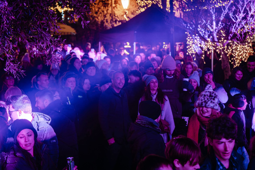Daleka obala ispunila park: Šibenik plesao uz Deana, Zokija i Jadrana