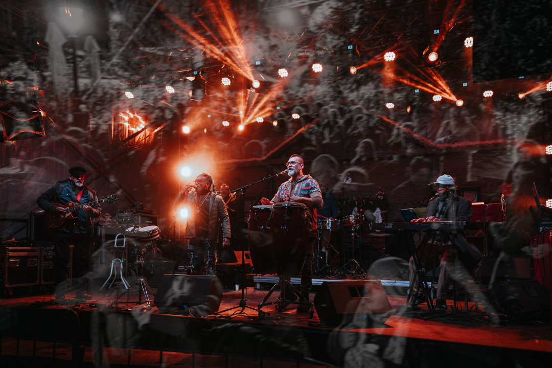 Spektakl za kraj: Energični Cubismo rasplesao Šibenčane i zaključio ovogodišnju Adventuru