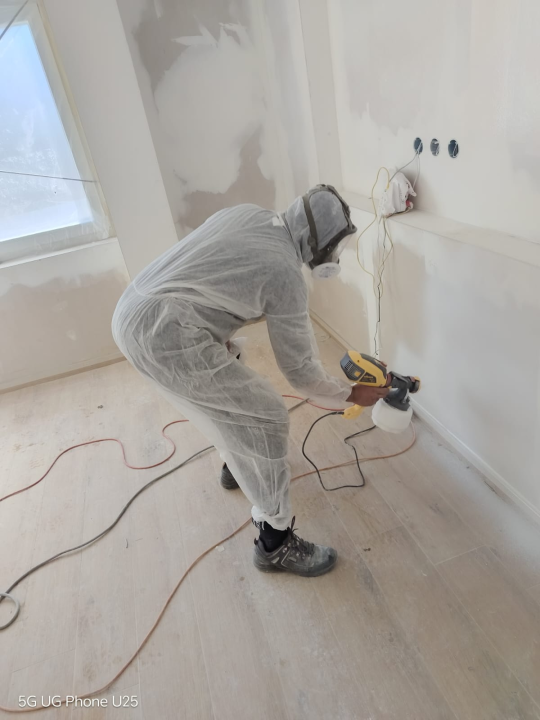 FOTO Bilo da se radi o manjoj adaptaciji ili većem građevinskom projektu, s Vitez Gradnjom ste u sigurnim rukama!