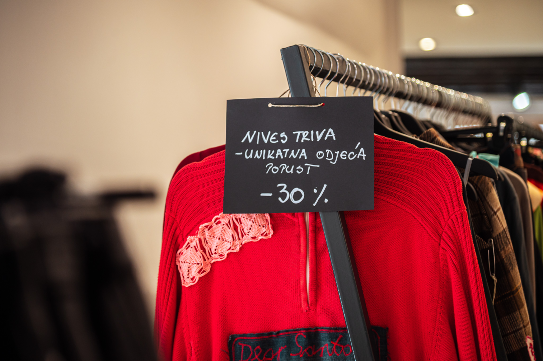 FOTO Otkrijte novu keramiku, odlične popuste na modne kolekcije i pogodnosti Silver kartice u Galeriji Juraj Dalmatinac!