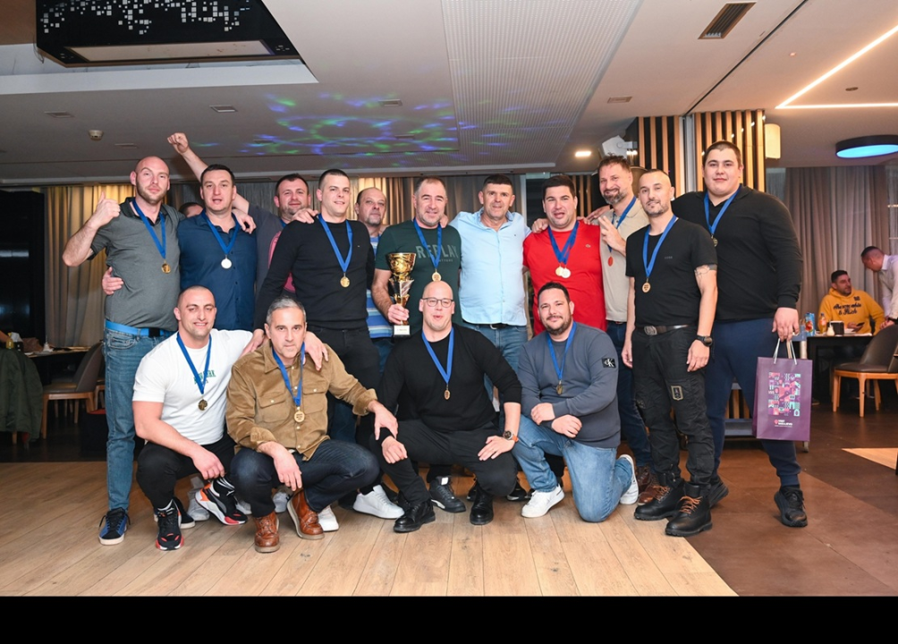 FOTO Vaterpolisti Šibenika 20 osvojili sarajevski veteranski turnir