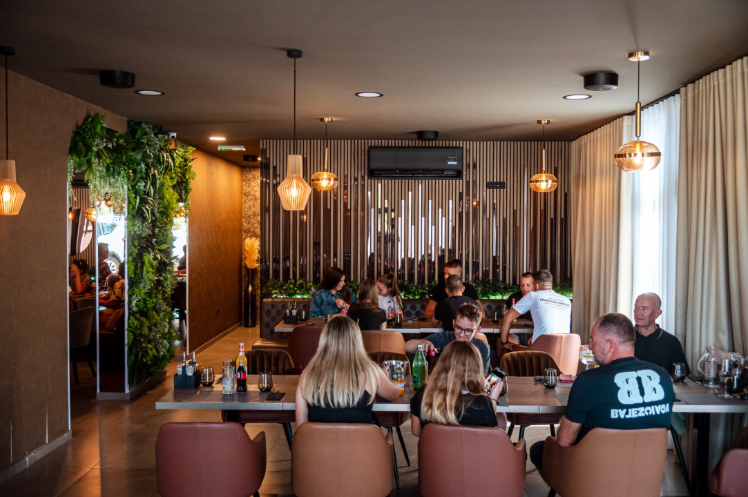 FOTO Savršeni recept za Valentinovo: Leonardo BBQ & more, slasna spiza i vi!