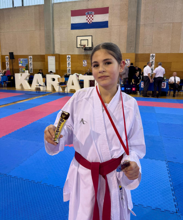 FOTO Karatašima Phoenixa pet medalja na međunarodnom 'Kupu Mladosti'