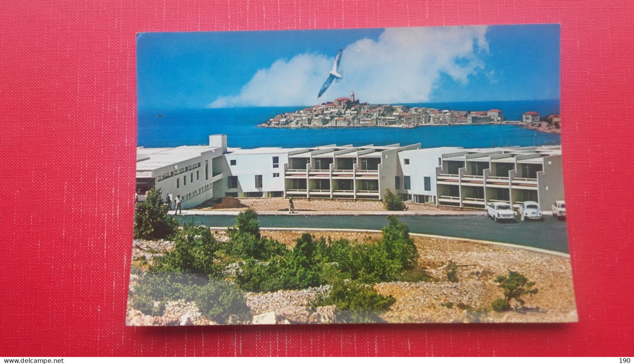 Kad su razglednice osvajale turiste: Pogledajte Primošten u zlatnom dobu turizma