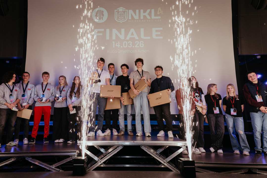 Morana Zibar gostovala na finalu NKL-a: Zadrani odnijeli pobjedu, pet laptopa i pehar, šibenska ekipa deveta