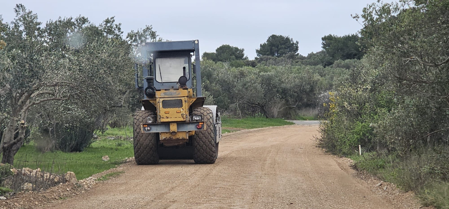 Saniran 'put kroz polje' koje spaja Murter i Betinu