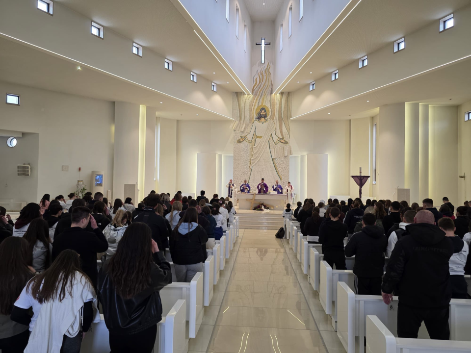 Križni put mladih Šibenske biskupije