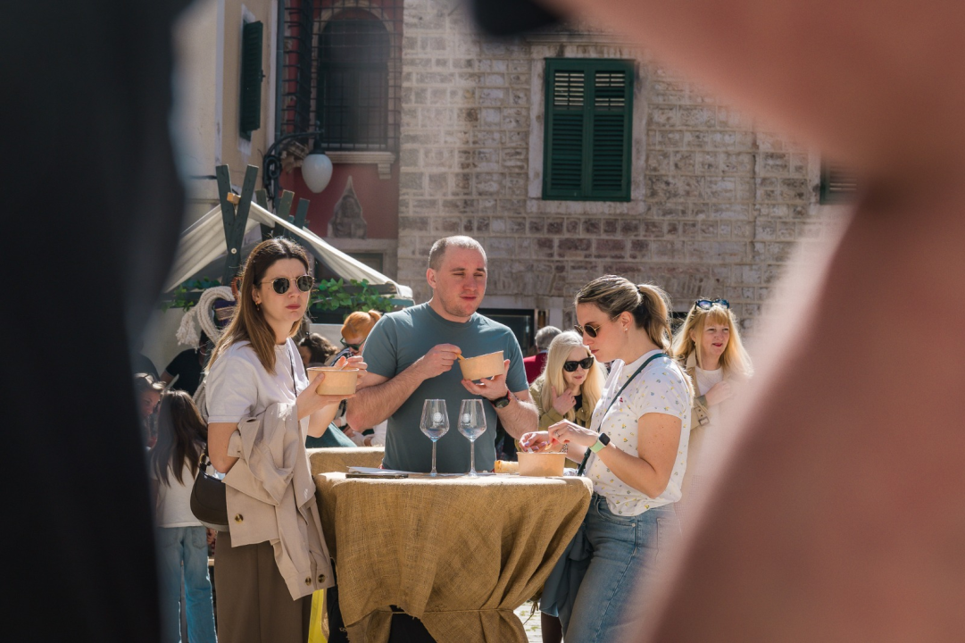FOTO Mala loža se pretvorila u tradicionalnu marendašku kulisu: Uspješno otvorena treća sezona projekta 'Taste like... marenda'