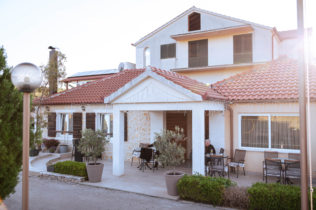 FOTO Idealan izbor za vjenčanja i proslave: Konoba Bulin u Danilu zablistala u novom ruhu!