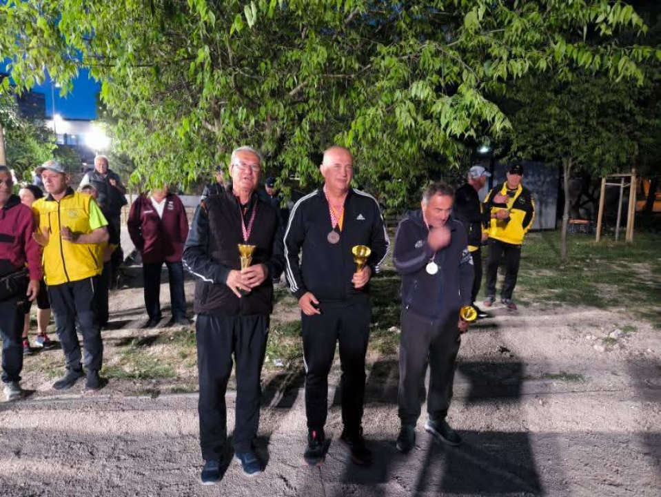 Memorijalni turnir 'Ivan Lambaša' u Šibeniku okupio najbolje igrače petanke 