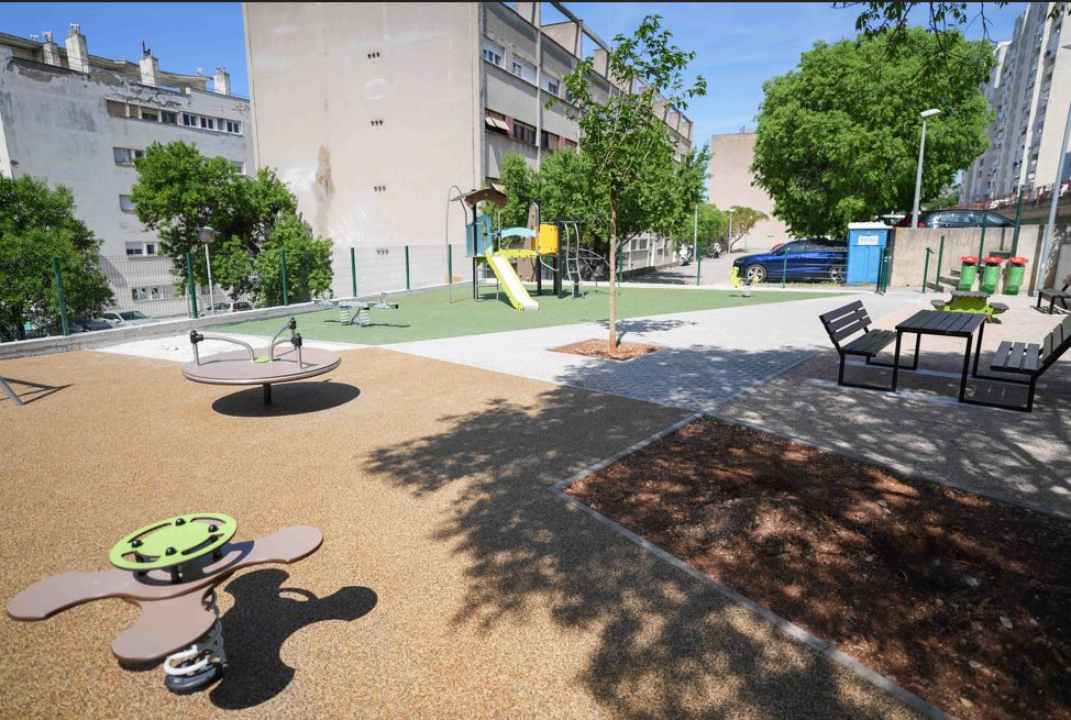 Uređena igrališta u Njivicama, Šubićevcu i Brnjici