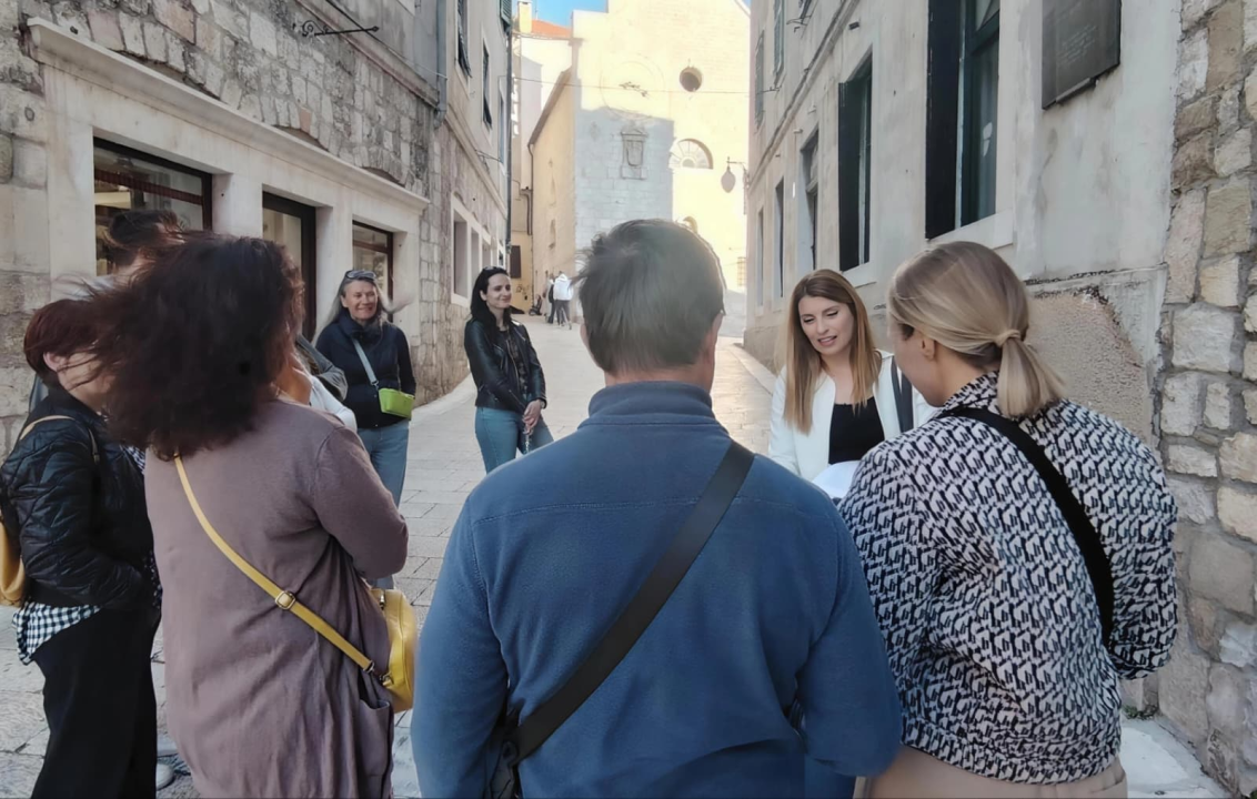 Tematska tura ‘Korijeni Muzeja grada Šibenika’ oduševila sugrađane i znatiželjnike