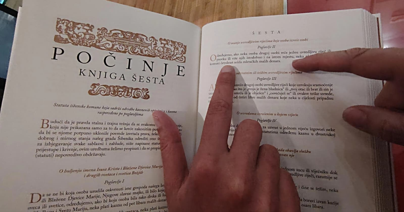 Tematska tura ‘Korijeni Muzeja grada Šibenika’ oduševila sugrađane i znatiželjnike