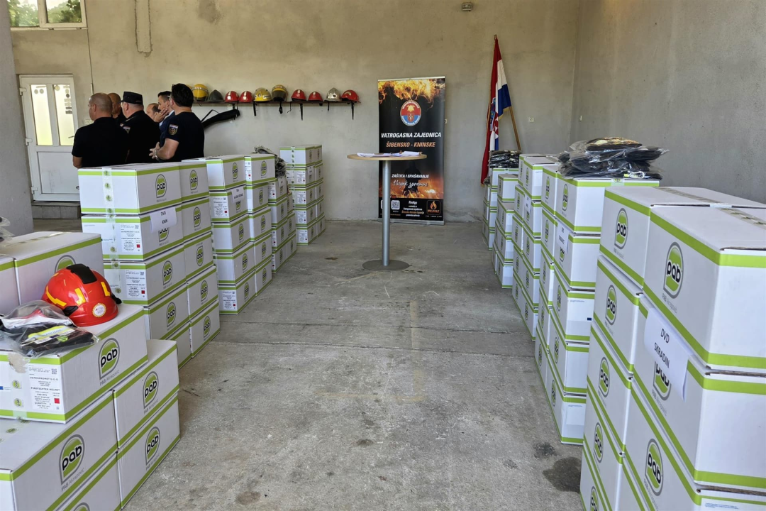 Veliko pojačanje za vatrogasce: Podijeljena oprema, uskoro stiže još šest vozila