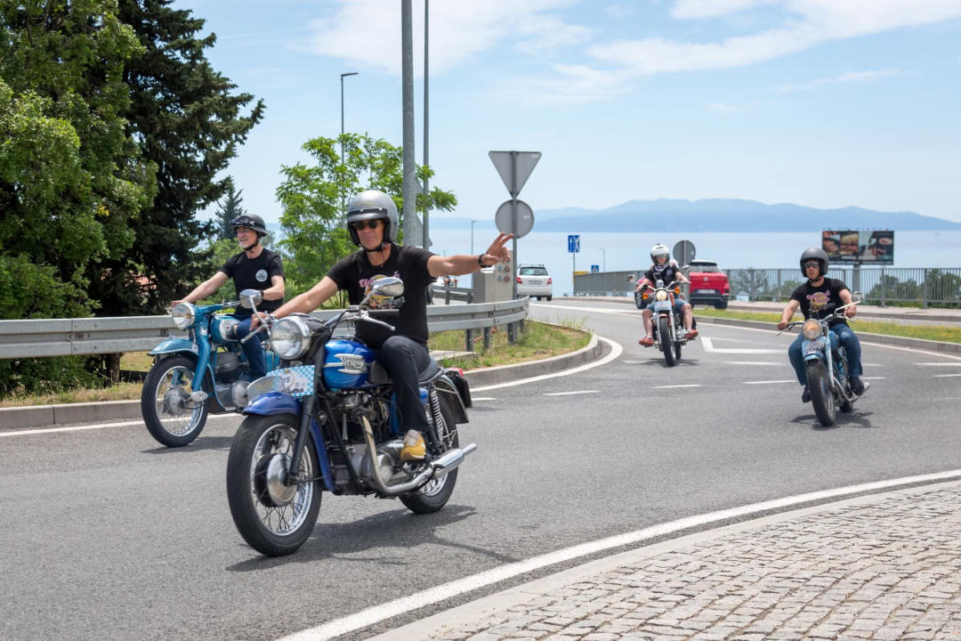 Kale zlatni, Morić srebrni, Bolanča brončani: Šibenčani briljirali na oldtimer rallyju