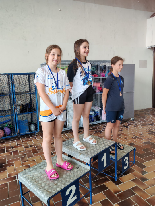 FOTO Najmlađim plivačima Šibenika 10 medalja na splitskoj otvorenoj ligi