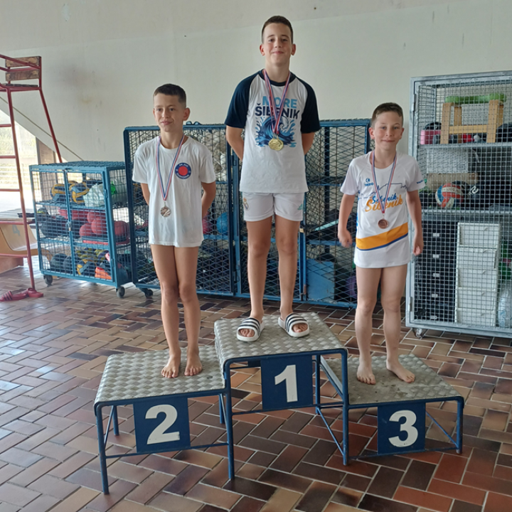 FOTO Plivač Mora Niko Koloper prvak Dalmacije u tri različita stila